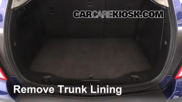 2015 Chevrolet Trax LTZ 1.4L 4 Cyl. Turbo Levantar auto Usar el gato para levantar el auto